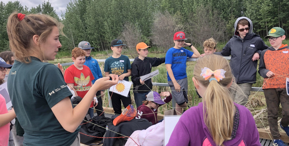 Grade 5 students visit Elk Island National Park