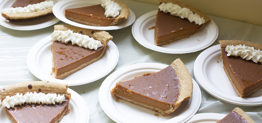 Sunshine Villa gets record turnout at its Autumn Pie Social